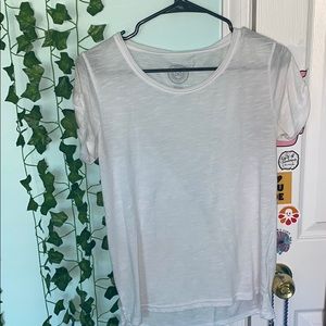 Kohl’s plain white tshirt